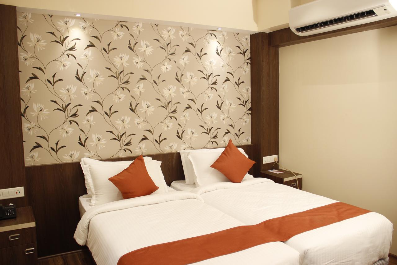 Regenta Inn Larica Calcutta Extérieur photo