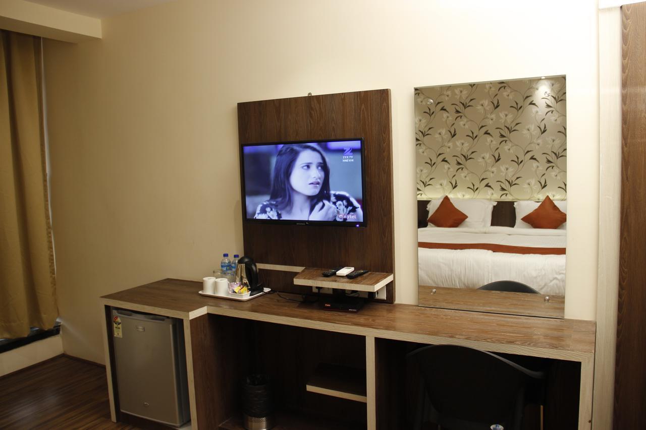 Regenta Inn Larica Calcutta Extérieur photo