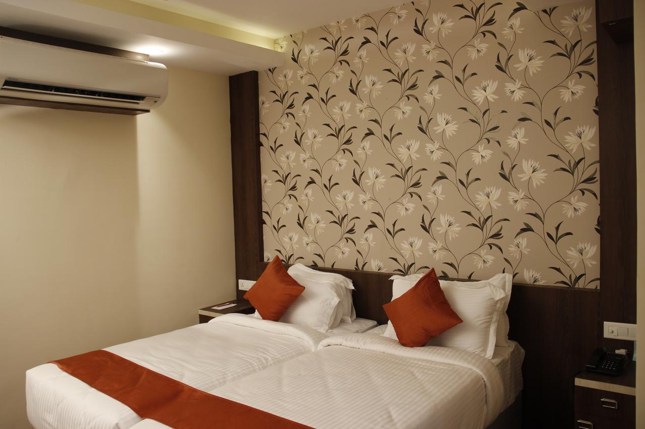 Regenta Inn Larica Calcutta Extérieur photo