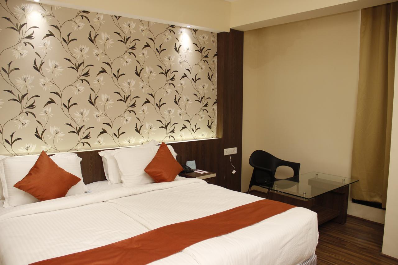 Regenta Inn Larica Calcutta Extérieur photo