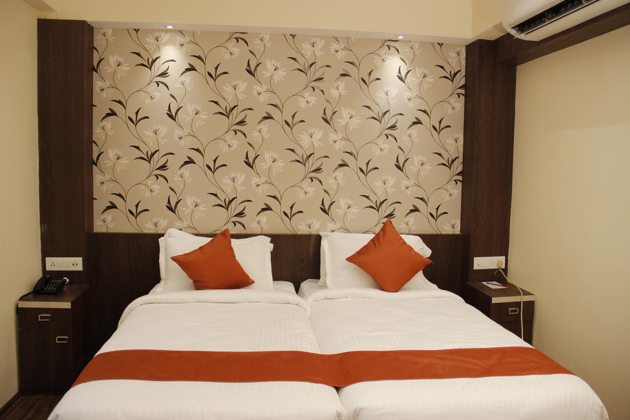Regenta Inn Larica Calcutta Extérieur photo