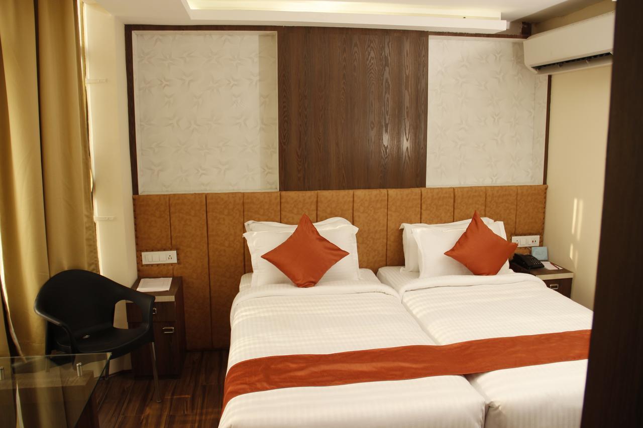 Regenta Inn Larica Calcutta Extérieur photo