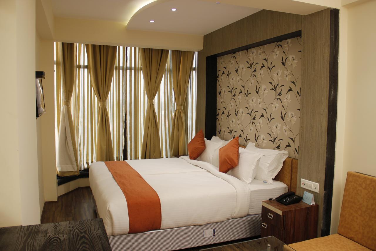 Regenta Inn Larica Calcutta Extérieur photo