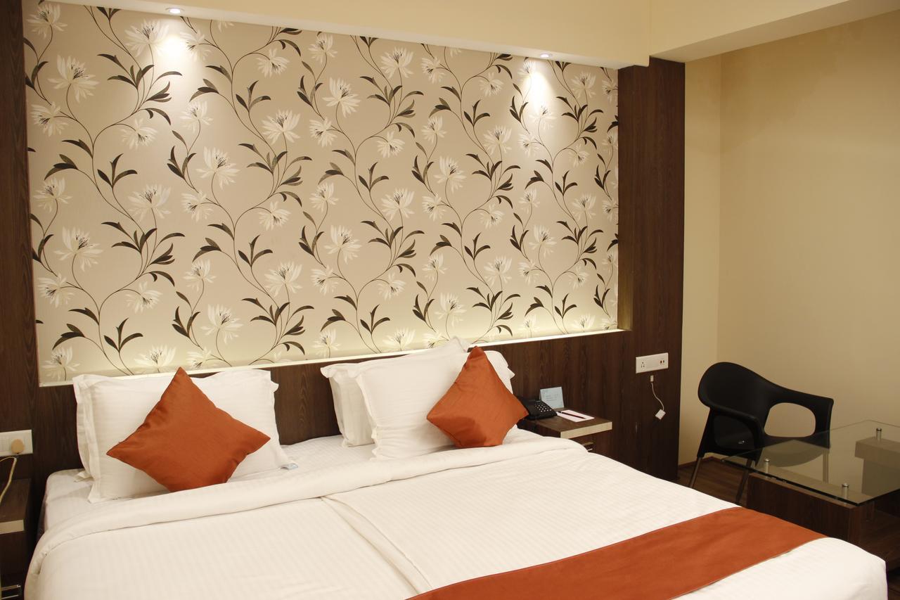 Regenta Inn Larica Calcutta Extérieur photo
