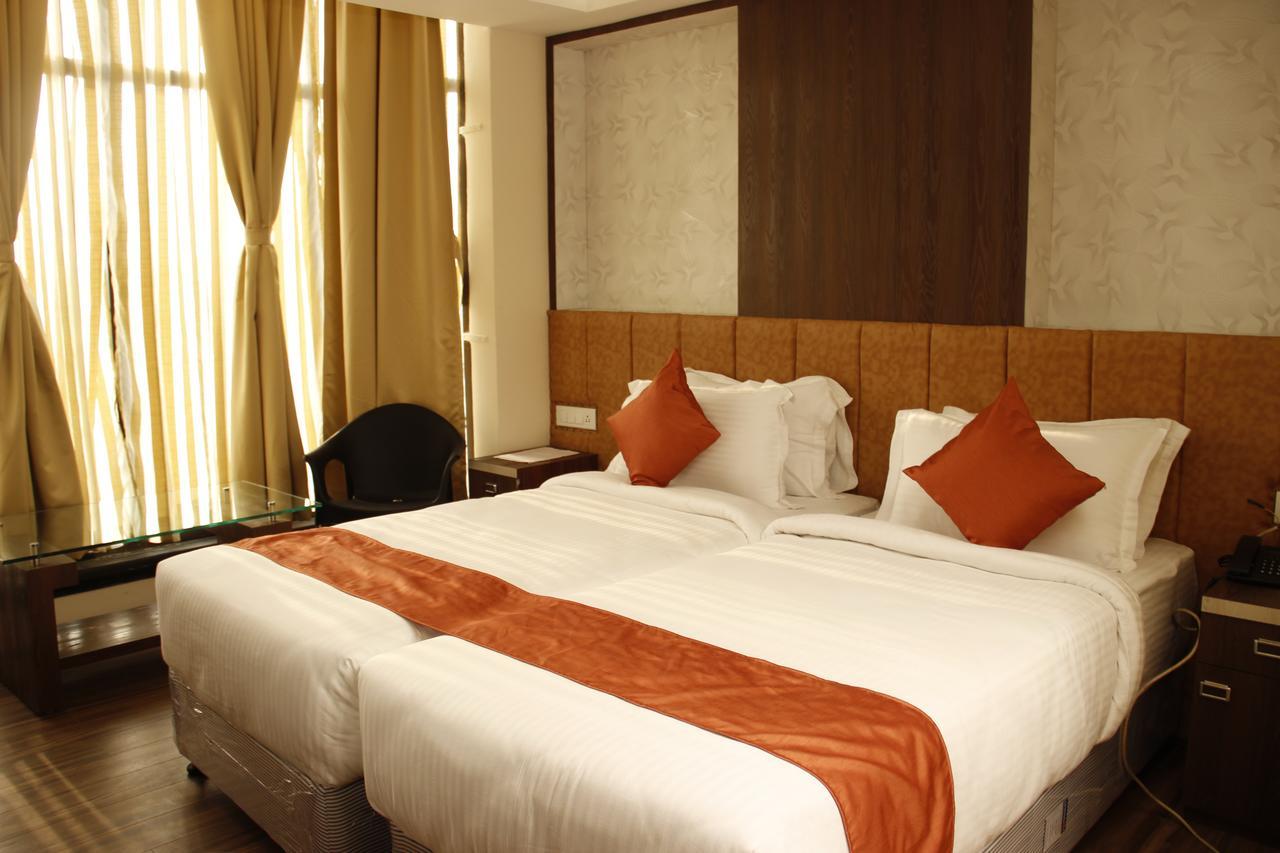 Regenta Inn Larica Calcutta Extérieur photo