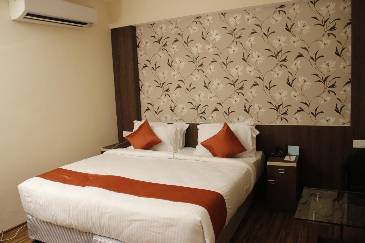 Regenta Inn Larica Calcutta Extérieur photo