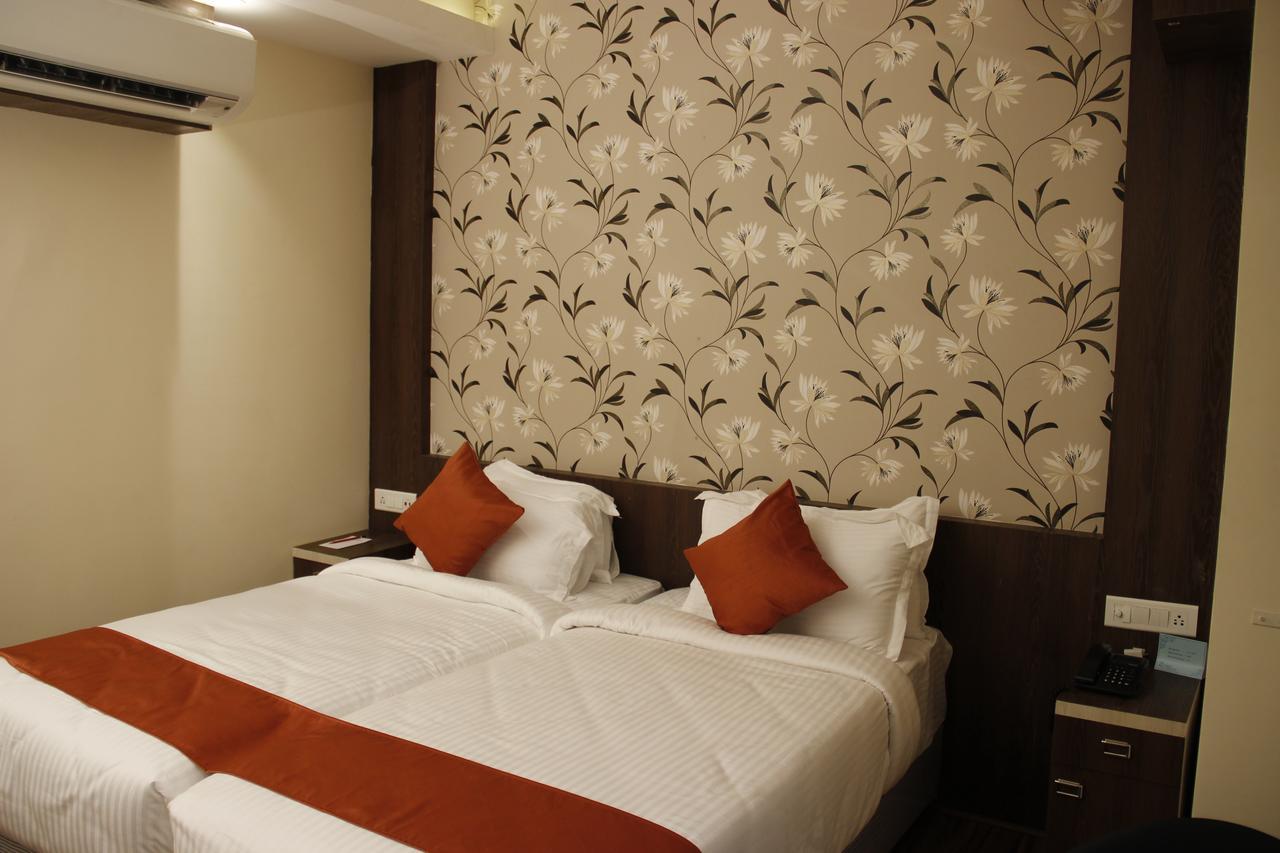 Regenta Inn Larica Calcutta Extérieur photo