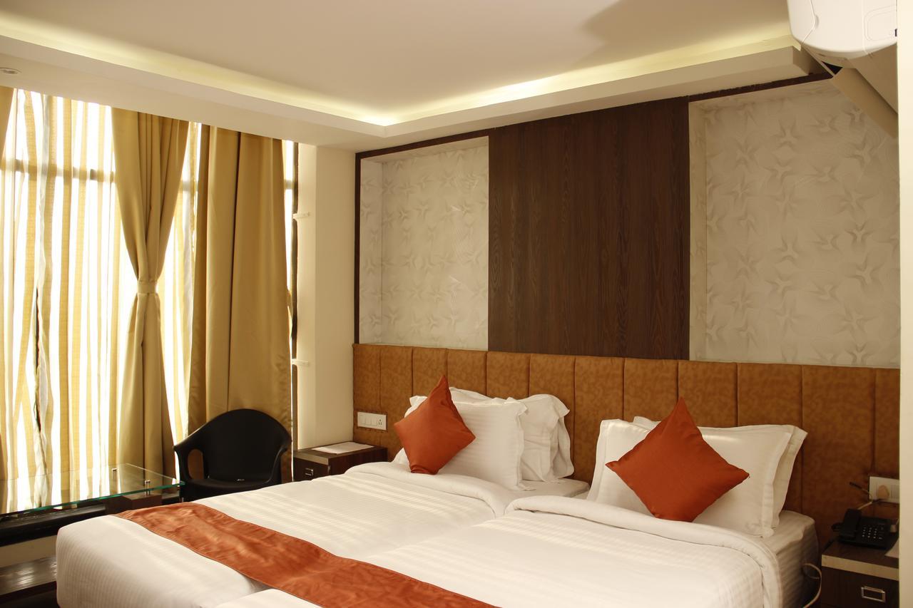 Regenta Inn Larica Calcutta Extérieur photo